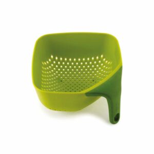 Medium square colander in green by Joseph Joseph with upright handle and square drainage design